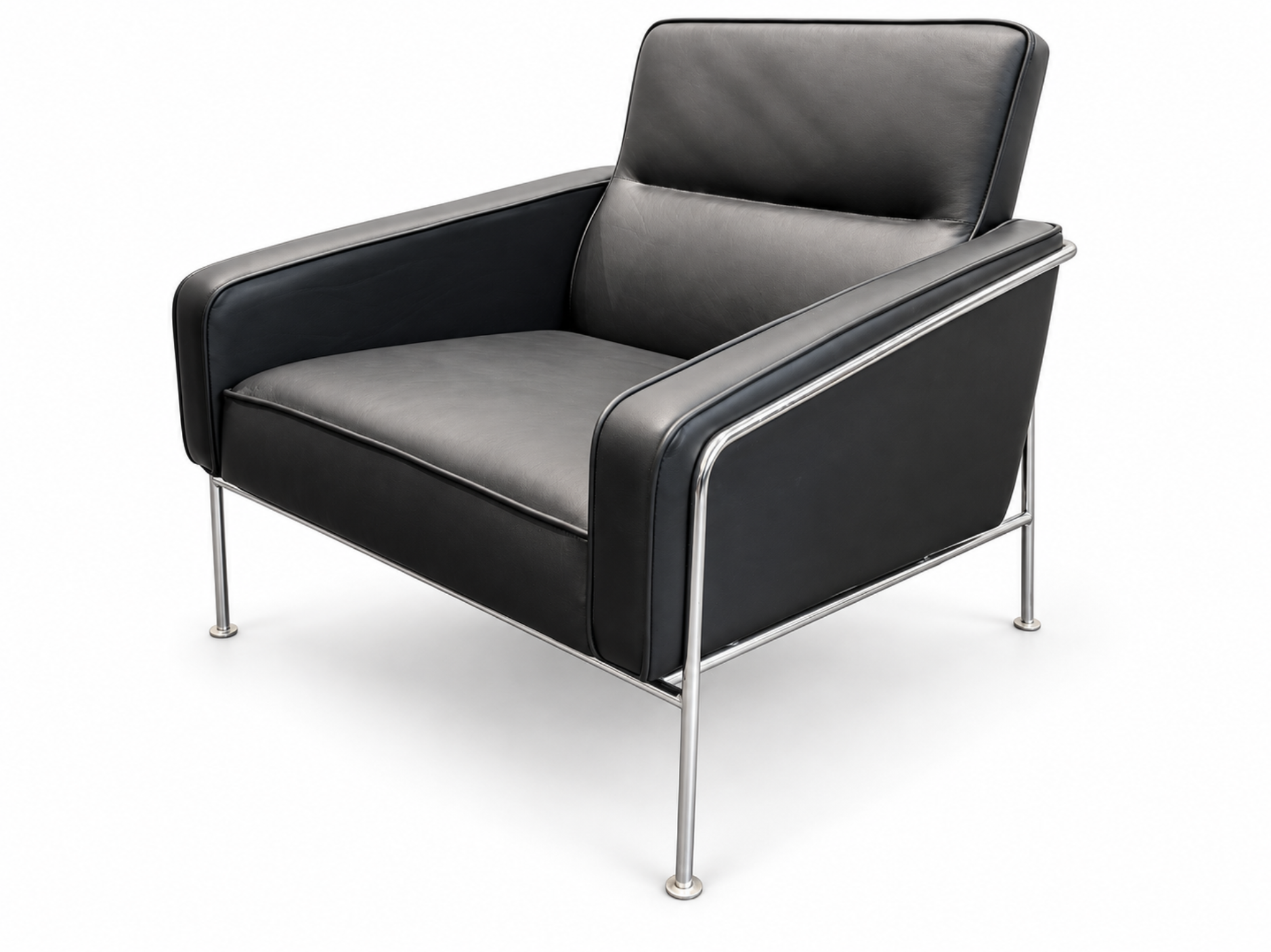 Arne Jacobsen Airport Chair 3300 in cognac aniline leather